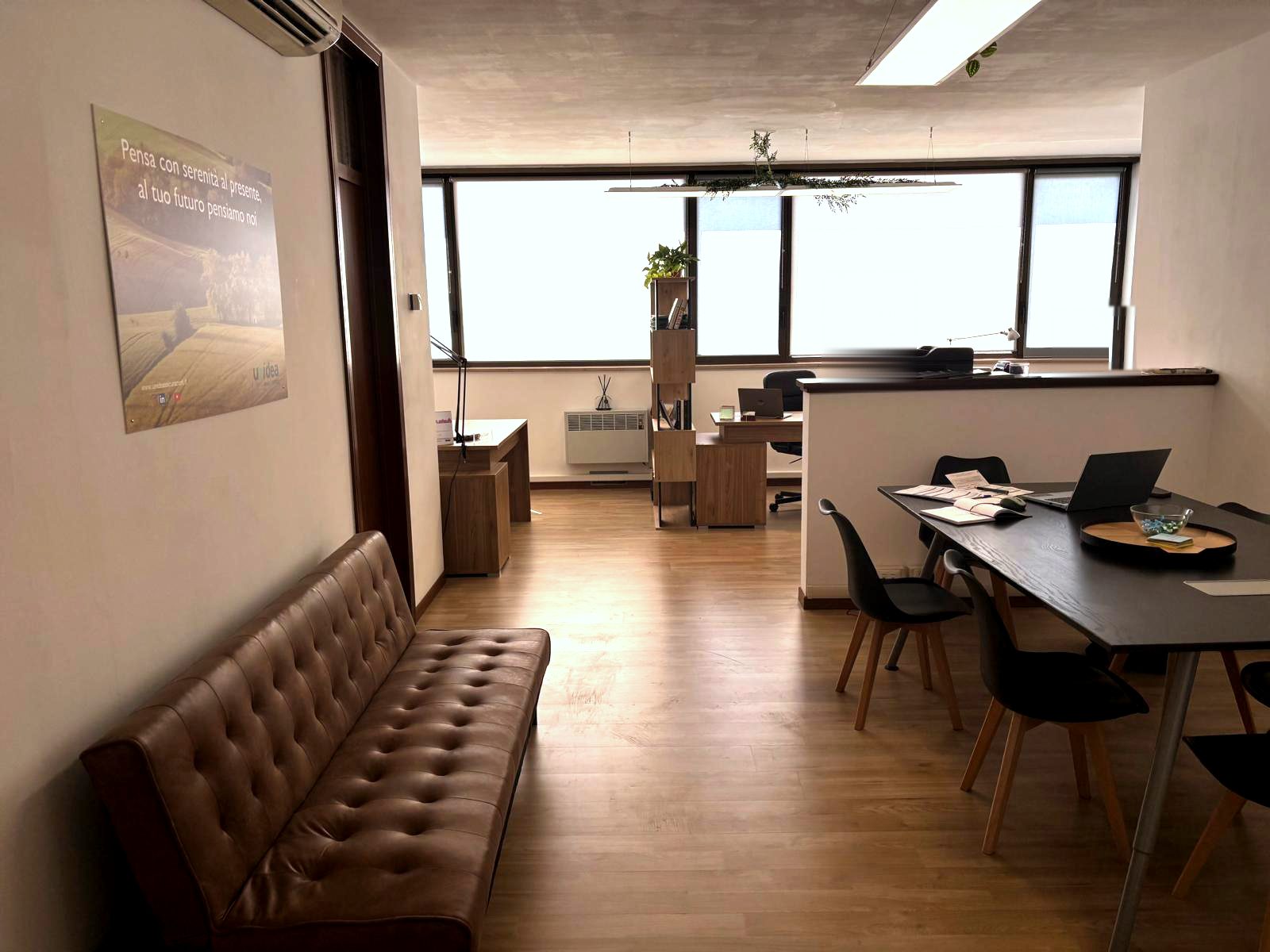 Sede 3Broker - postazioni di lavoro